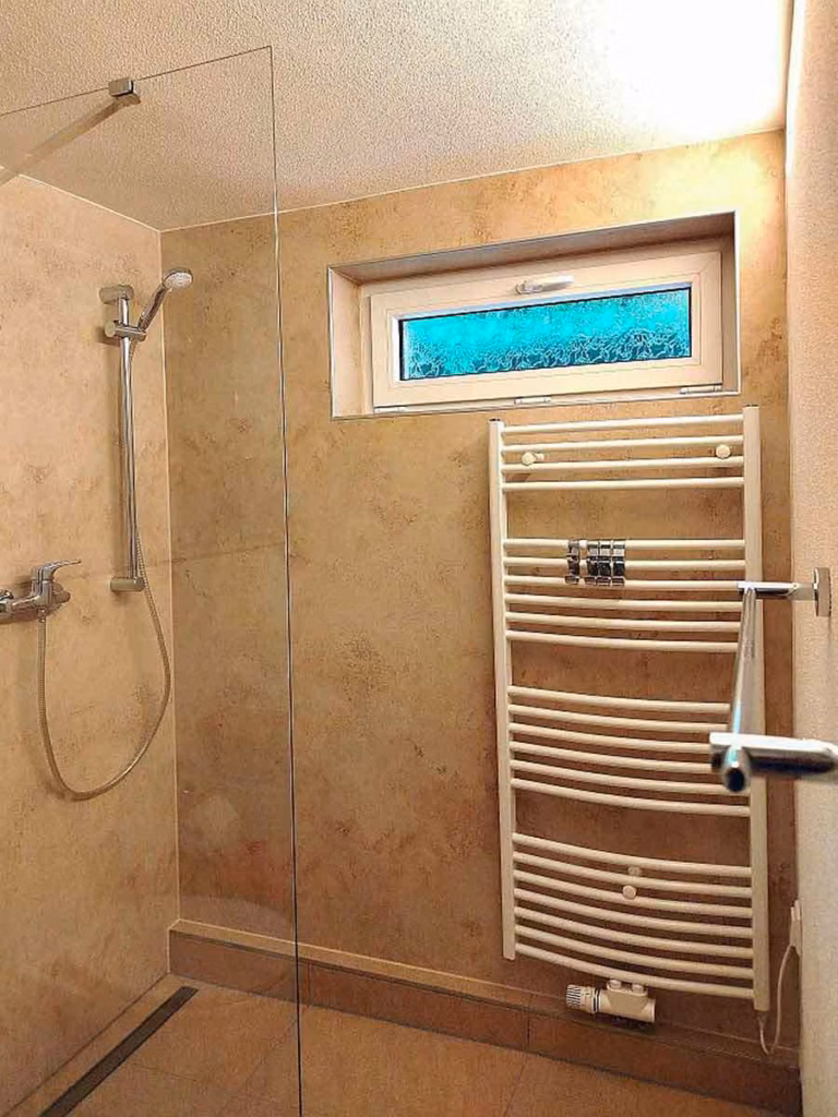 Blick in das Bad 03 — Ferienwohnung Pieper Mittelndorf